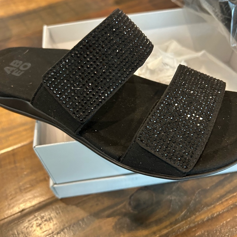 New ABEO Sandal